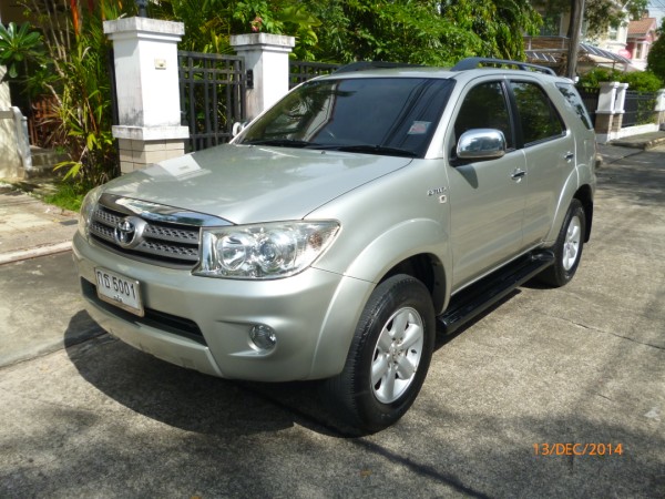 TOYOTA FORTUNER 2008