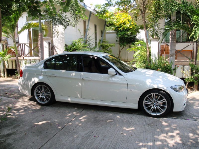 2010 BMW 325i Sport