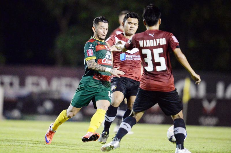 Phuket FC сыграл вничью с лидером чемпионата