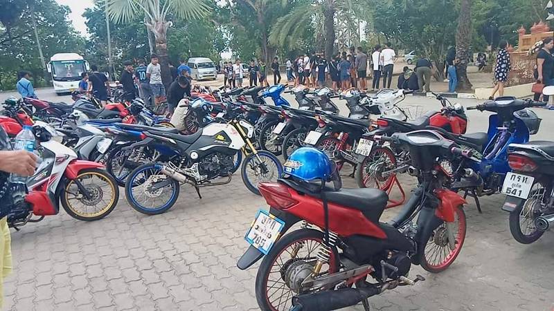 Полиция ищет стритрейсеров, простившихся с погибшим другом ревом двигателей в храме