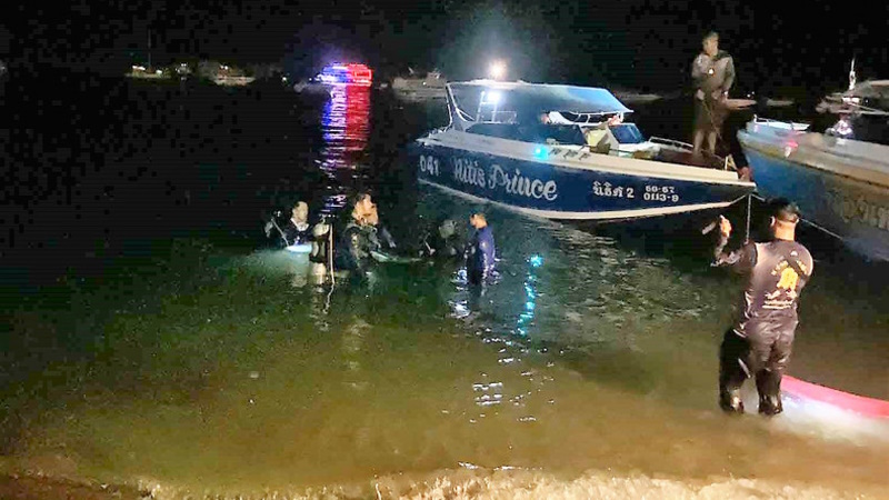 Взрослый и ребенок погибли, катаясь на аквабайке в Паттайе