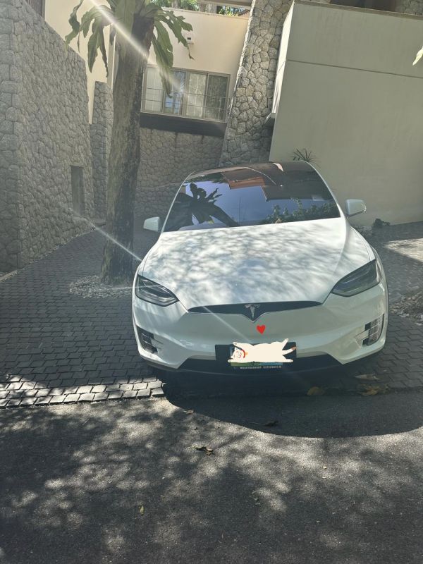 Tesla Model X 2017