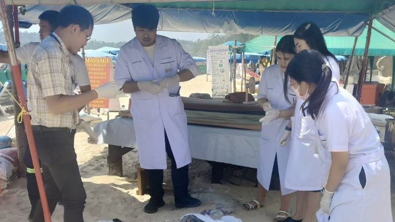 Туристка найдена мертвой на пляже Ката. Предполагается тепловой удар