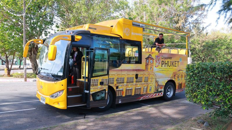 Автобусные экскурсии по Старому городу стартуют на Пхукете