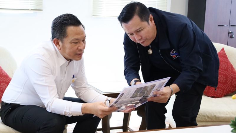 Губернатора ввели в курс дел по проекту платной магистрали Phuket Expressway