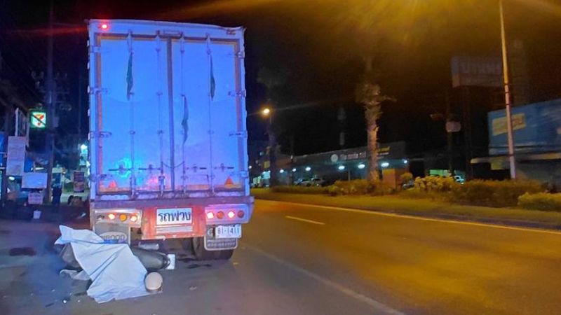 Уроженка Чианг-Мая погибла в ДТП с припаркованной фурой